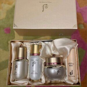 The history of woo anti aging Korean skincare kit, NEW!